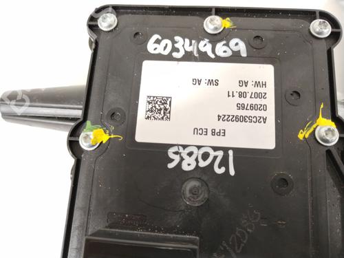 Hand brake CITROËN C4 Picasso I MPV (UD_) 1.6 HDi | BP17945395I18