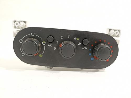 Used Climate control OPEL VIVARO B Bus (X82) [2014-2019]  21495055