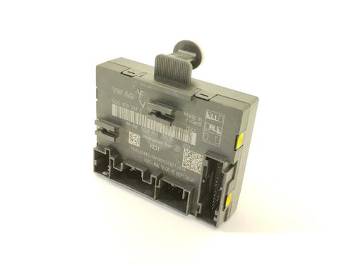 Used Electronic module VW GOLF VII (5G1, BQ1, BE1, BE2) 1.6 TDI (110 hp) 10627398