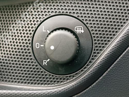 mirror-switch-seat-toledo-iv-kg3-2012-2013-2014-2015-2016-2017-2018-2019-16786952 main image