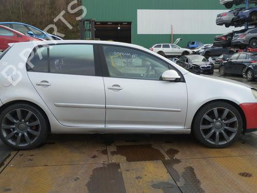 Right front fog light VW GOLF V (1K1) 2.0 TDI | BP32388830C31