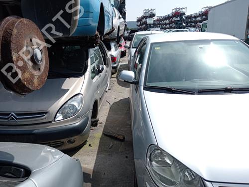 Left taillight VW POLO (9N_, 9A_) 1.4 16V | BP27358075C34 