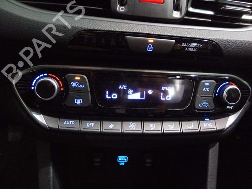 Used Climate control Climate control 38538685 38538685