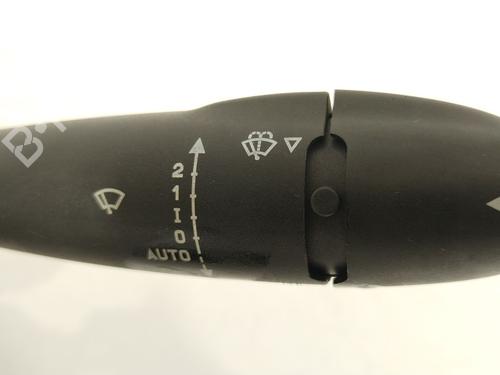 Headlight switch PEUGEOT 307 CC (3B) 2.0 HDi 135 | BP36989337I24 - Image 2