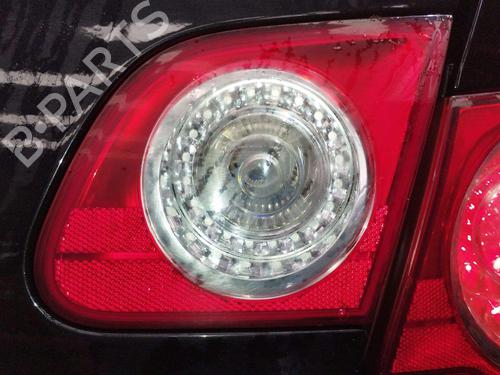 right-tailgate-light-vw-passat-b6-3c2-2005-2006-2007-2008-2009-2010-2011-36804974 main image