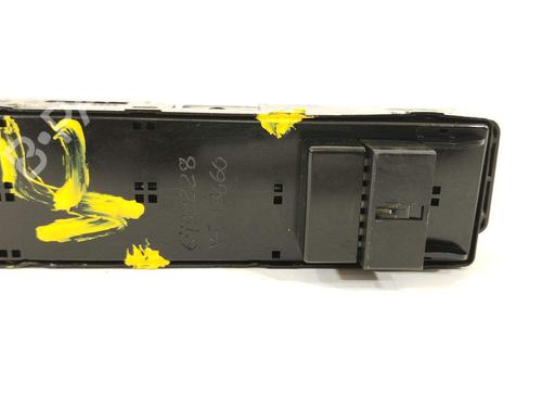 Left front window switch SSANGYONG ACTYON I 200 Xdi 4WD | BP36570282I27 - Image 4
