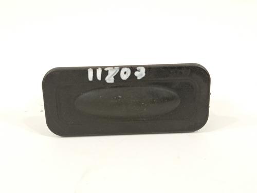 Used Tailgate handle RENAULT MEGANE III Hatchback (BZ0/1_, B3_) [2008-2025]  17131044