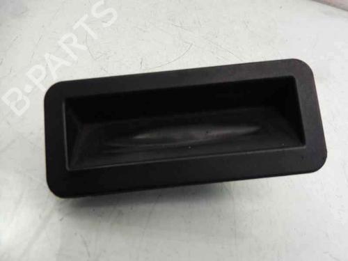 Used Tailgate handle Tailgate handle 4444775 4444775