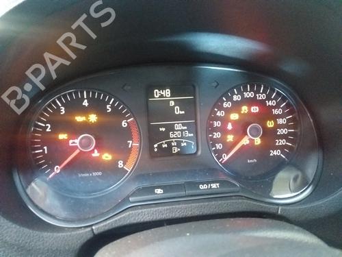 Instrument cluster VW POLO V (6R1, 6C1) 1.4 (6R1) | BP8322214C47 