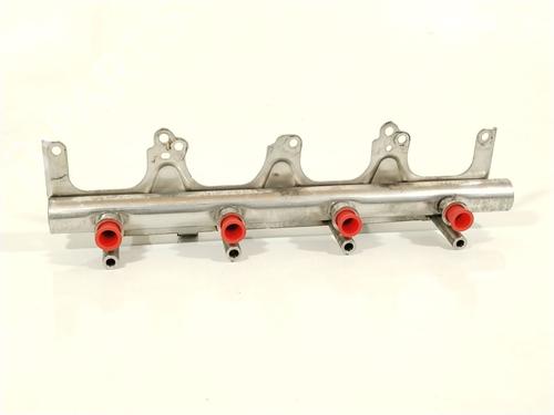 Used Injection rail VW GOLF V (1K1) [2003-2010]  29115772