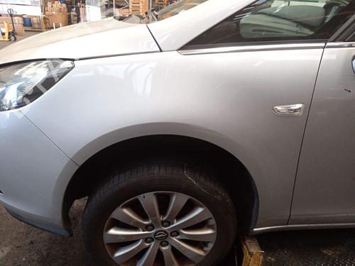 Used Left front fenders Left front fenders OPEL ZAFIRA TOURER C (P12) 2.0 CDTi (75) (165 hp) 39980891 39980891