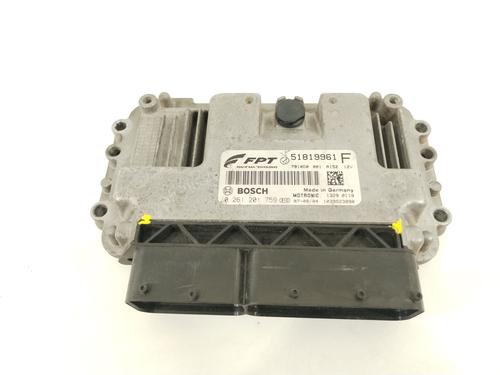 Used Engine control unit (ECU) FIAT 500 (312_) 1.4 (312AXC1B, 312CXC1B) (100 hp) 26558471