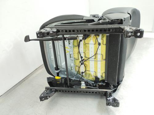 Right front seat MERCEDES-BENZ B-CLASS Sports Tourer (W246, W242) B 200 CDI / d (246.208) | BP15186767C16 