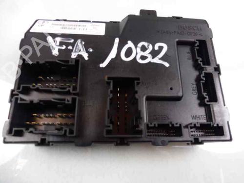 fuse-box-ford-b-max-jk-10-ecoboost-dn1t15k600cd-2012-1947560 main image