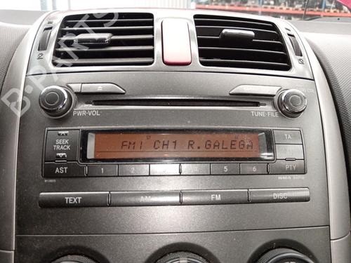 Used Radio TOYOTA AURIS (_E15_) 1.4 (ZZE150_, ZZE150R) (97 hp) 30087589