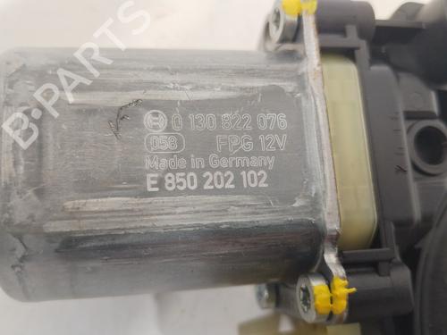 Right front window motor SEAT LEON ST (5F8) 2.0 Cupra | BP38553392E20 - Image 3