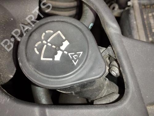 windscreen-washer-tank-bmw-5-touring-e61-2004-2005-2006-2007-2008-2009-2010-33117564 main image
