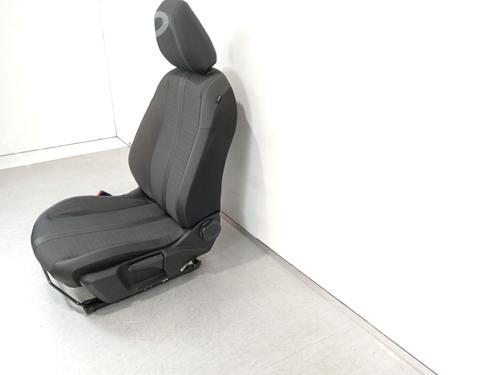 Left front seat PEUGEOT 208 II (UB_, UP_, UW_, UJ_) 1.2 PureTech 100 | BP30078381C15