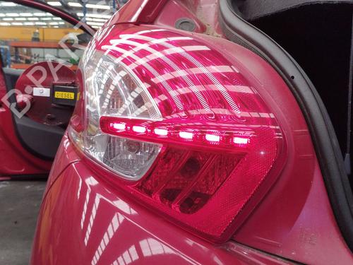 Used Left taillight Left taillight 38236439 38236439