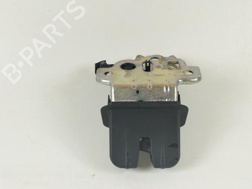 Tailgate lock AUDI A3 Limousine (8VS, 8VM) 2.0 TDI (150 hp) 4H0827505A