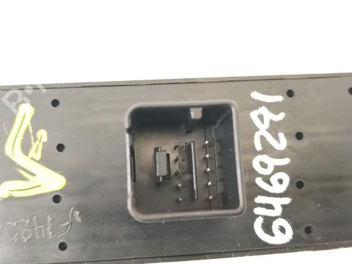 Left front window switch VW GOLF V (1K1) 1.9 TDI | BP31358317I27 - Image 4