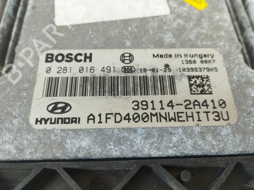 Engine control unit (ECU) HYUNDAI i30 (FD)  | BP5858557M57 