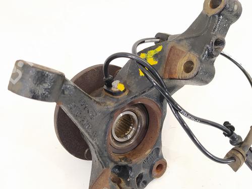 Achsschenkel links vorne FORD FIESTA VI (CB1, CCN)  | BP6046805M25