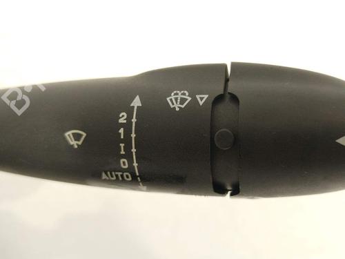 Headlight switch PEUGEOT 307 CC (3B) 2.0 HDi 135 | BP36989337I24 - Image 2