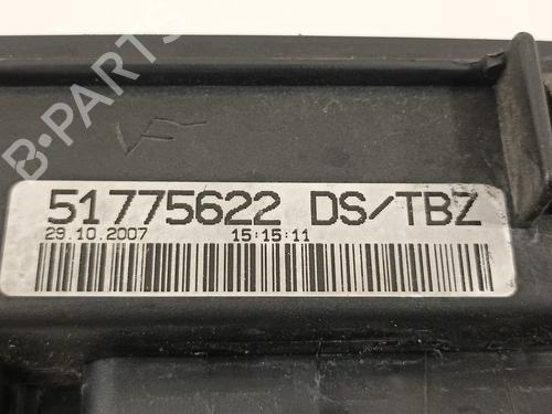 Fuse box FIAT GRANDE PUNTO (199_) 1.3 D Multijet (199.AXD11, 199.AXD1A, 199.AXD1B,... | BP16215968E1 