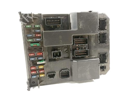 Used Fuse box Fuse box 16812602 16812602