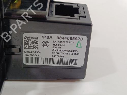 Gear lever PEUGEOT 208 II (UB_, UP_, UW_, UJ_) 1.2 PureTech 100 | BP24935485M90 