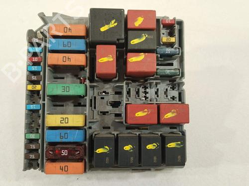 Used Fuse box Fuse box 33843603 33843603