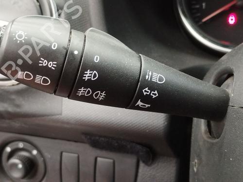 Używane Przełącznik świateł DACIA LOGAN MCV II TCe 90 LPG (90 hp) 30529063