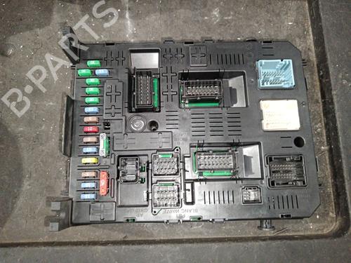 Used Fuse box Fuse box CITROËN C5 III (RD_) 2.0 HDi 140 (RDRHF8, RDRHFA, RDRHA8, RDRHAJ) (140 hp) 35769794 35769794