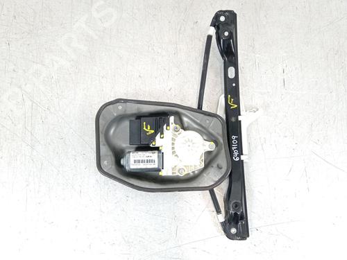 Alzavetro posteriore destra VW GOLF V (1K1) 1.9 TDI (105 hp) 30732261