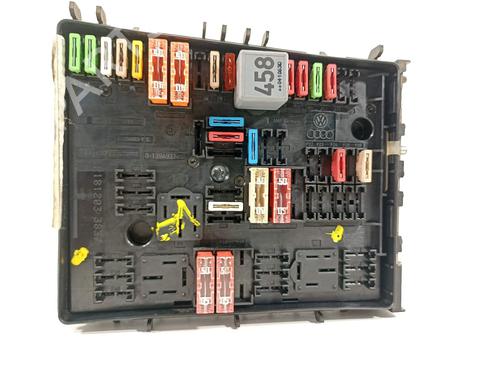 Used Fuse box Fuse box 16904486 16904486