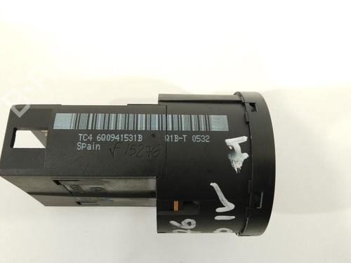 Forlygtekontakt VW POLO IV (9N_, 9A_) 1.4 16V | BP29156393I24 