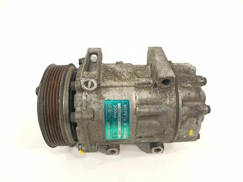 Used AC compressor FORD FOCUS C-MAX (DM2) [2003-2007]  5937599