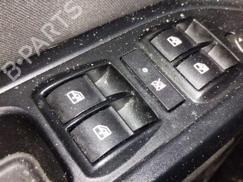 Used Left front window switch Left front window switch 38439899 38439899