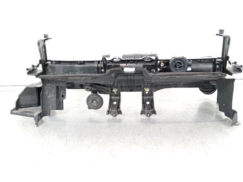 front-slam-panel-toyota-yaris-_p21_-_pa1_-_ph1_-2020-32477201 main image