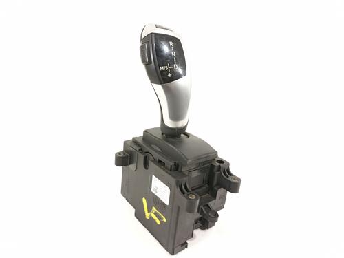 Used Gear lever BMW 5 (F10) 520 d (184 hp) 16786332