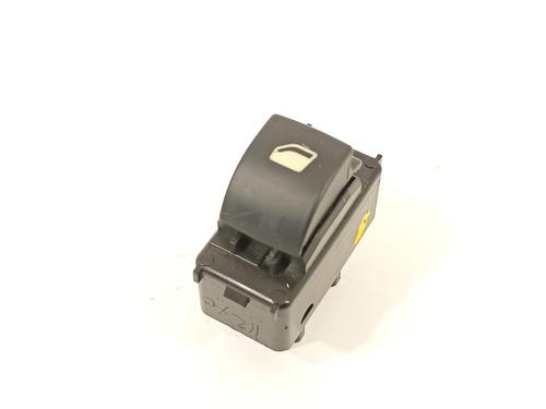 Used Right front window switch Right front window switch 17867841 17867841