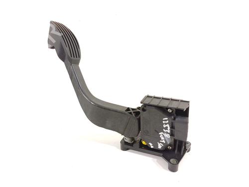Used Pedal Pedal 18346293 18346293