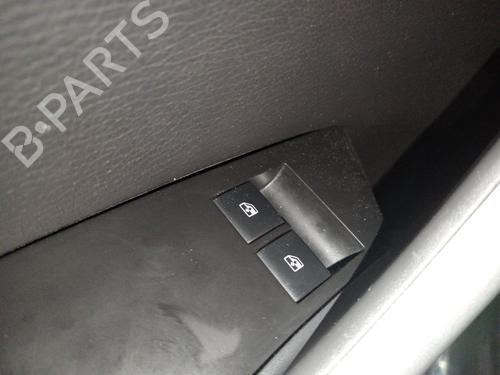 Used Left front window switch Left front window switch 38439896 38439896