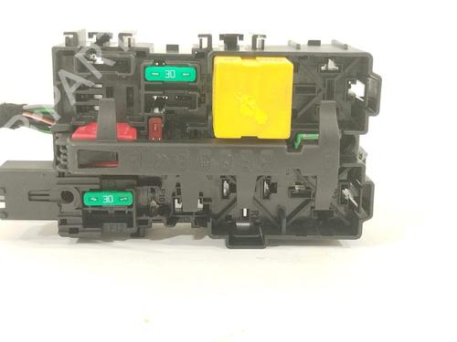 Used Fuse box Fuse box 36882450 36882450