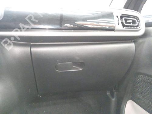 Used Glove box Glove box 38045243 38045243