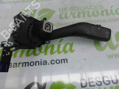 Used Steering column stalk SEAT LEON (1P1) [2005-2013]  1851113