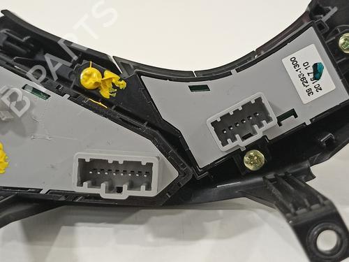 Steering wheel controls HYUNDAI i30 (GD)  | BP17449679E15 