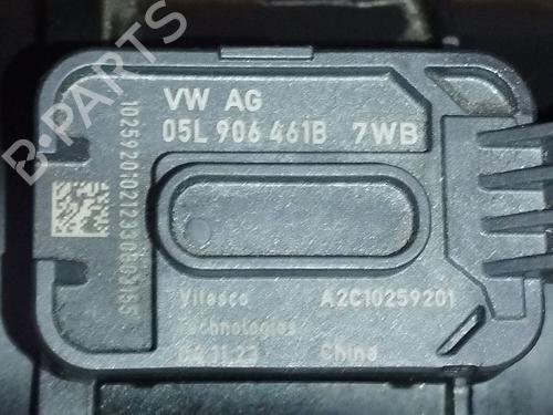 Mass air flow sensor VW CADDY V Box Body/MPV (SBA, SBH) 2.0 TDi | BP32442747M95