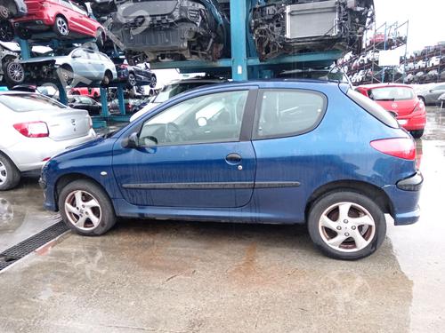 Left headlight PEUGEOT 206 Hatchback (2A/C) 1.6 16V | BP32502530C28